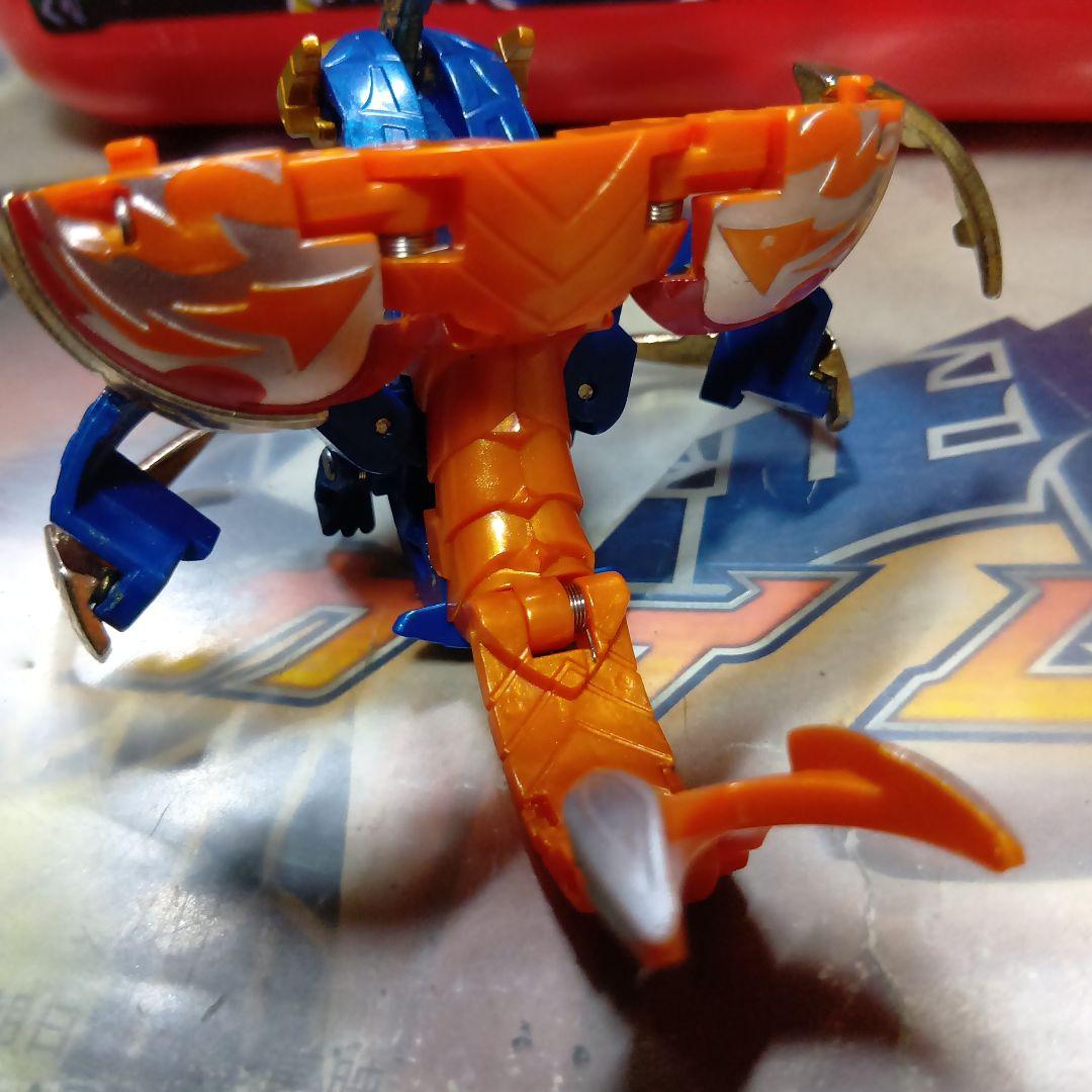 爆丸　轟ガリュウ　狩ルカン