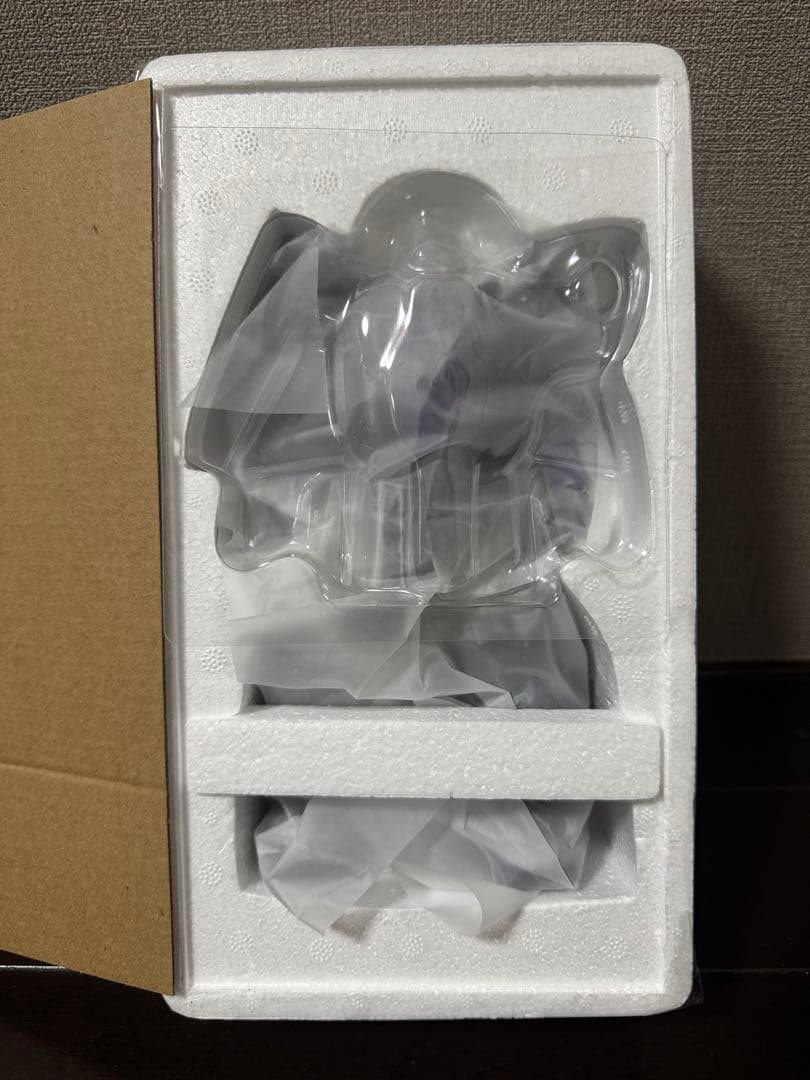 ザク II メタルコンポジット　黒い三連星