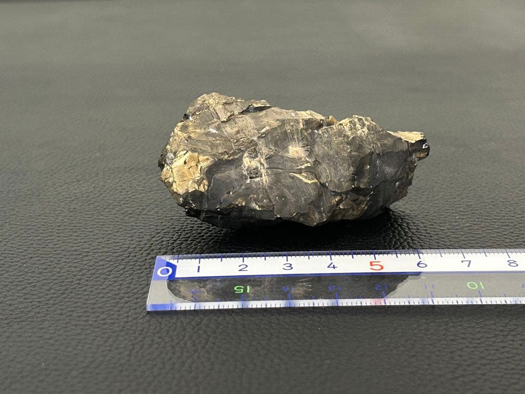 金色に光る-超レア黒曜石