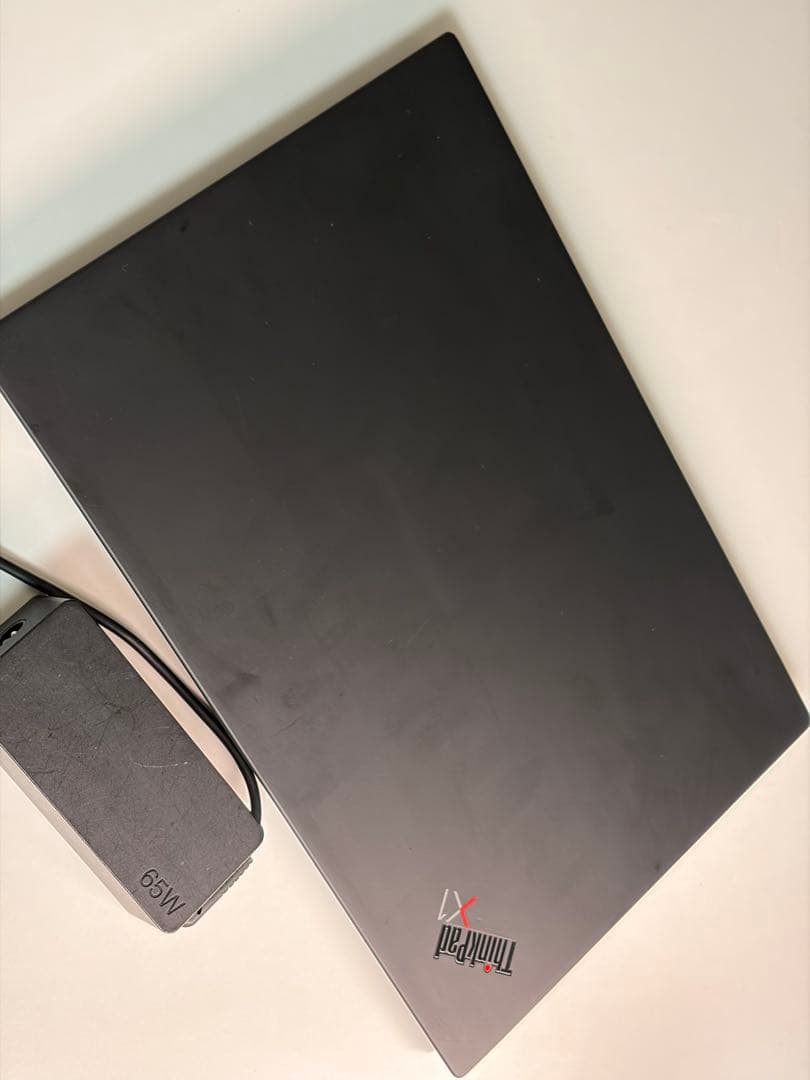 M*a様 ThinkPad X1 Carbon gen8 i7 16GB 512