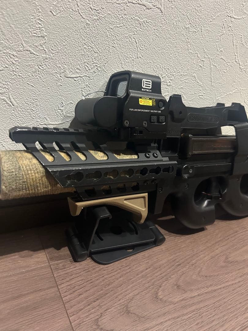 東京マルイ　カスタムP90　動作確認済み　ハンドガードシステム　その他