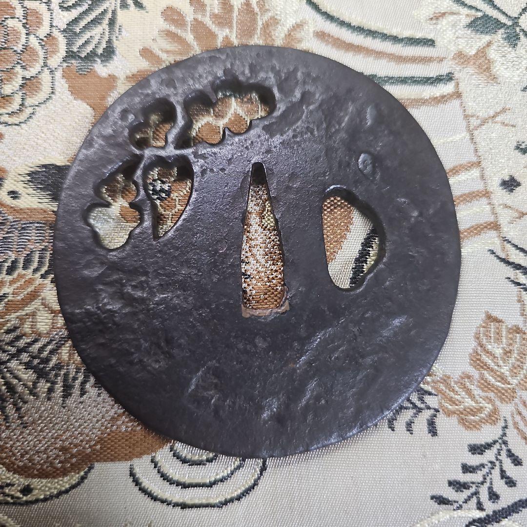 在銘　会津住正阿弥鍔　縦82mm横80mm厚さ5mm　時代物　刀装具