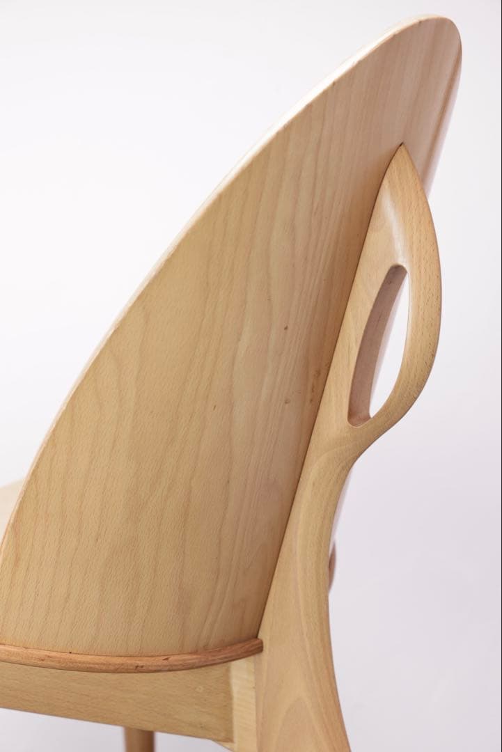 椅子 チェア 木製 成型合板 三つ足 デザイナーズチェア インテリア イス 家具