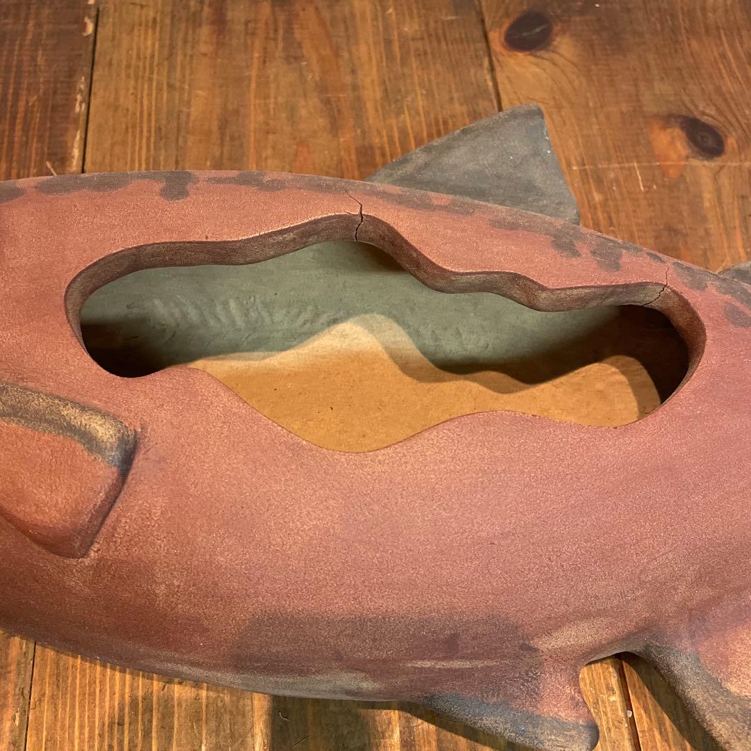 美品　陶芸　焼物　魚　花器　陶器　花瓶　オブジェ　重厚感ある　花入