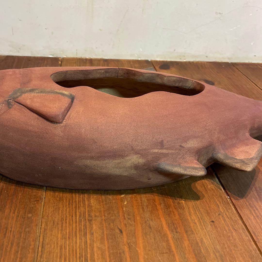 美品　陶芸　焼物　魚　花器　陶器　花瓶　オブジェ　重厚感ある　花入