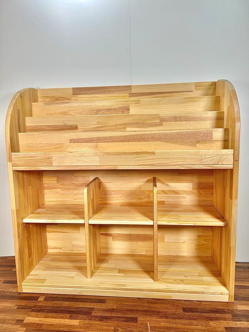 Kira Kira様　絵本棚