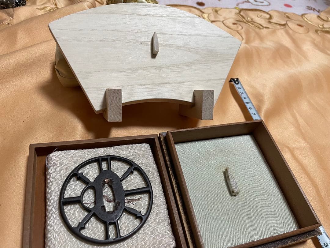 鍔　鐔　尾張透かし鍔　鉄地鍔