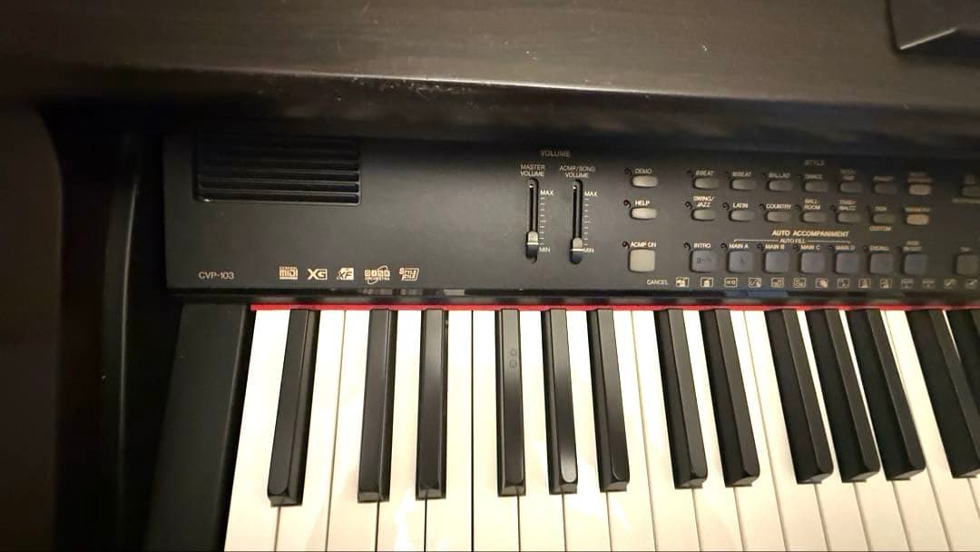 電子ピアノ　ヤマハ　グラビノーパ　cvp-103