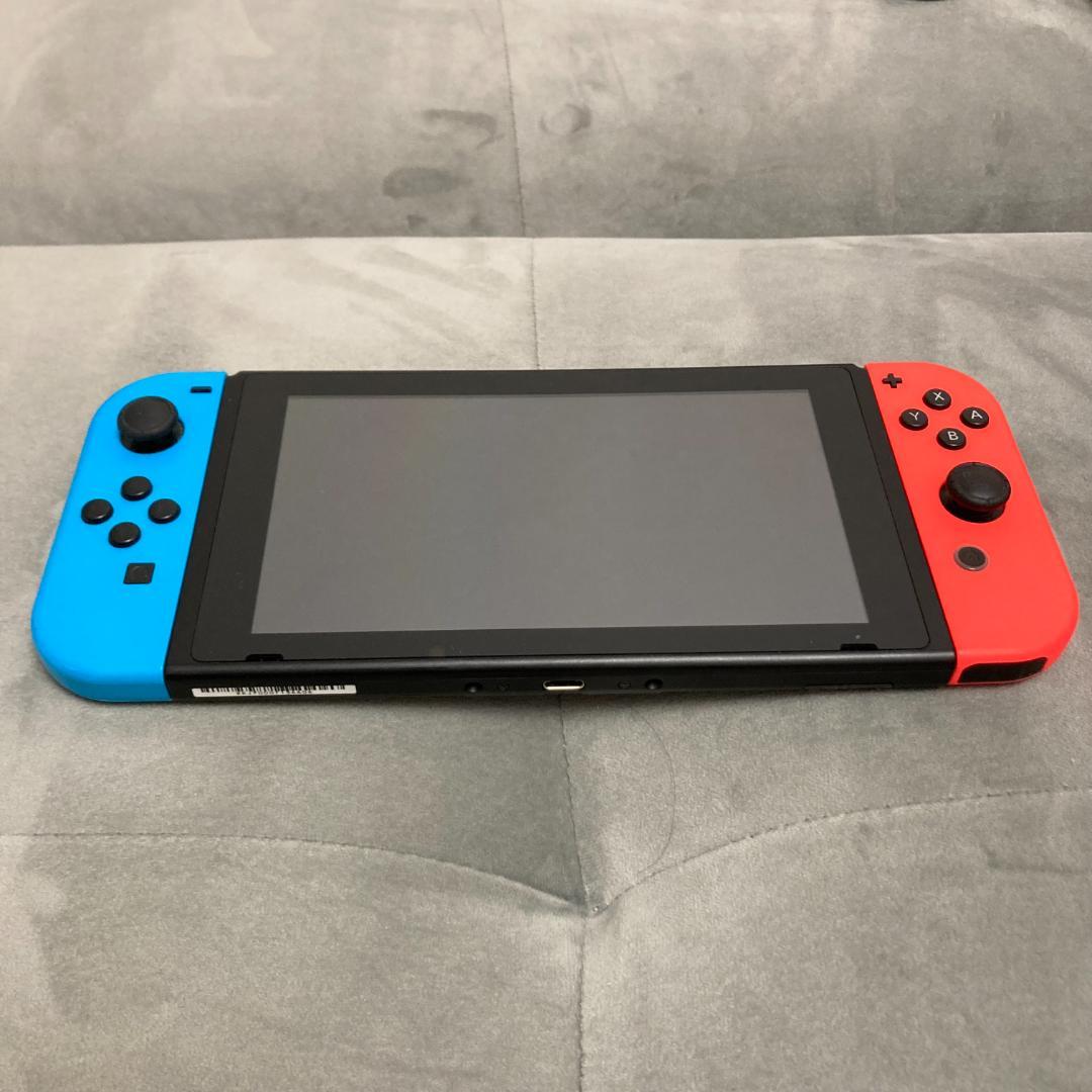 【美品】Nintendo Switch ネオンブルー・ネオンレッド 新型