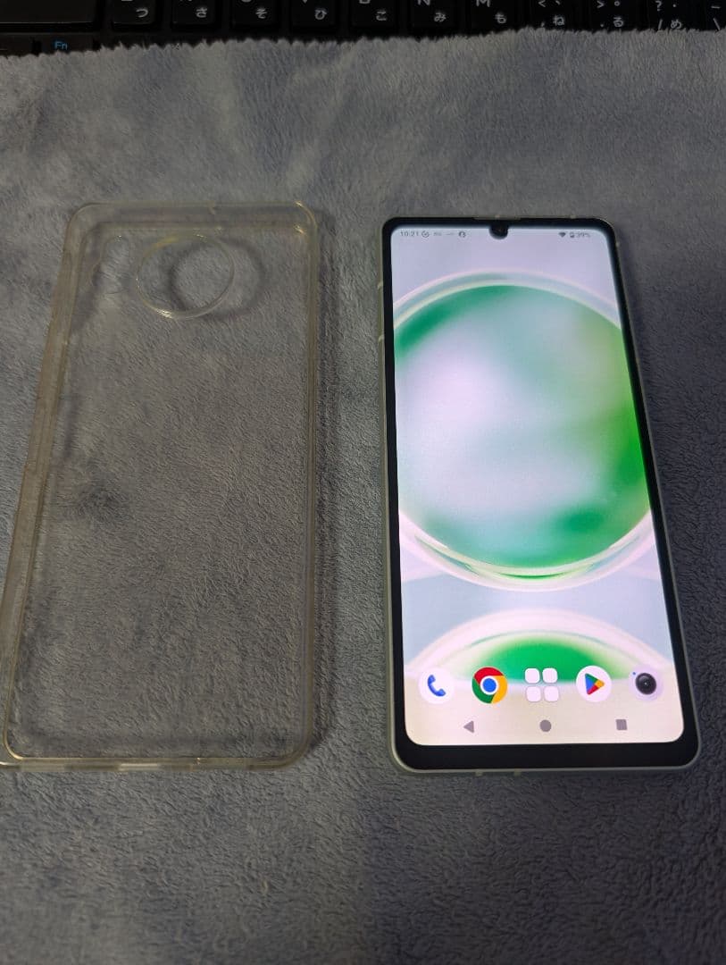 美品、AQUOS sense8（docomo）