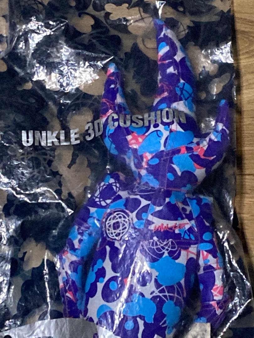 UNKLE futura MEDICOM toy クッション フィギュア