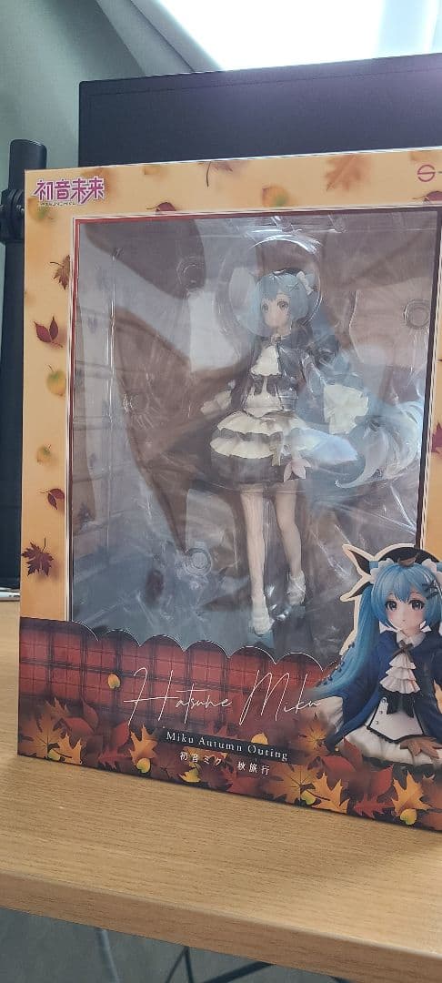 S-FIRE 初音ミク 秋旅行　フィギュア