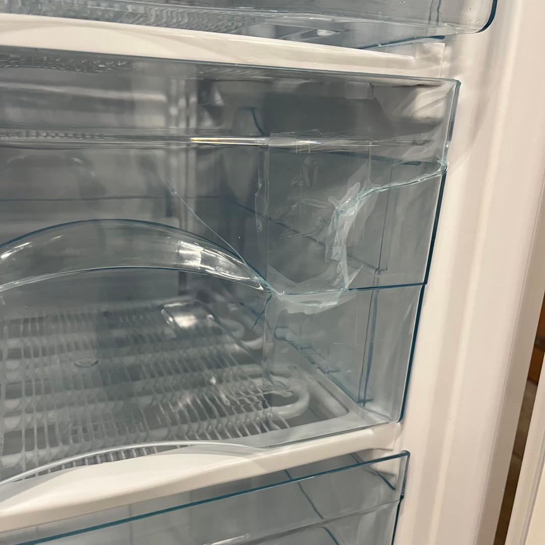 一都三県限定　配送設置無料　1ドア冷凍庫　2018年製　BESTEK 60L