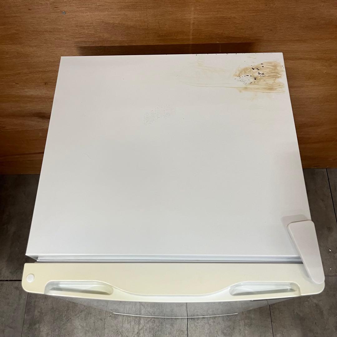 一都三県限定　配送設置無料　1ドア冷凍庫　2018年製　BESTEK 60L