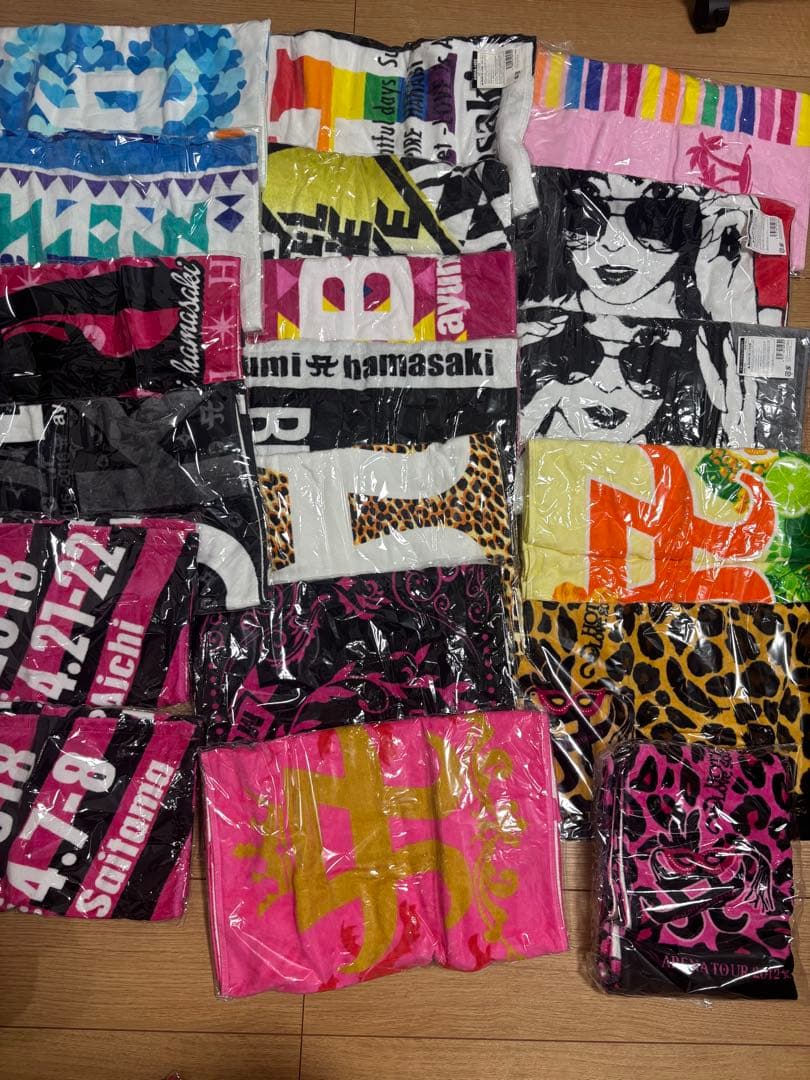 浜崎あゆみ タオル25枚セット 画像1.2枚目