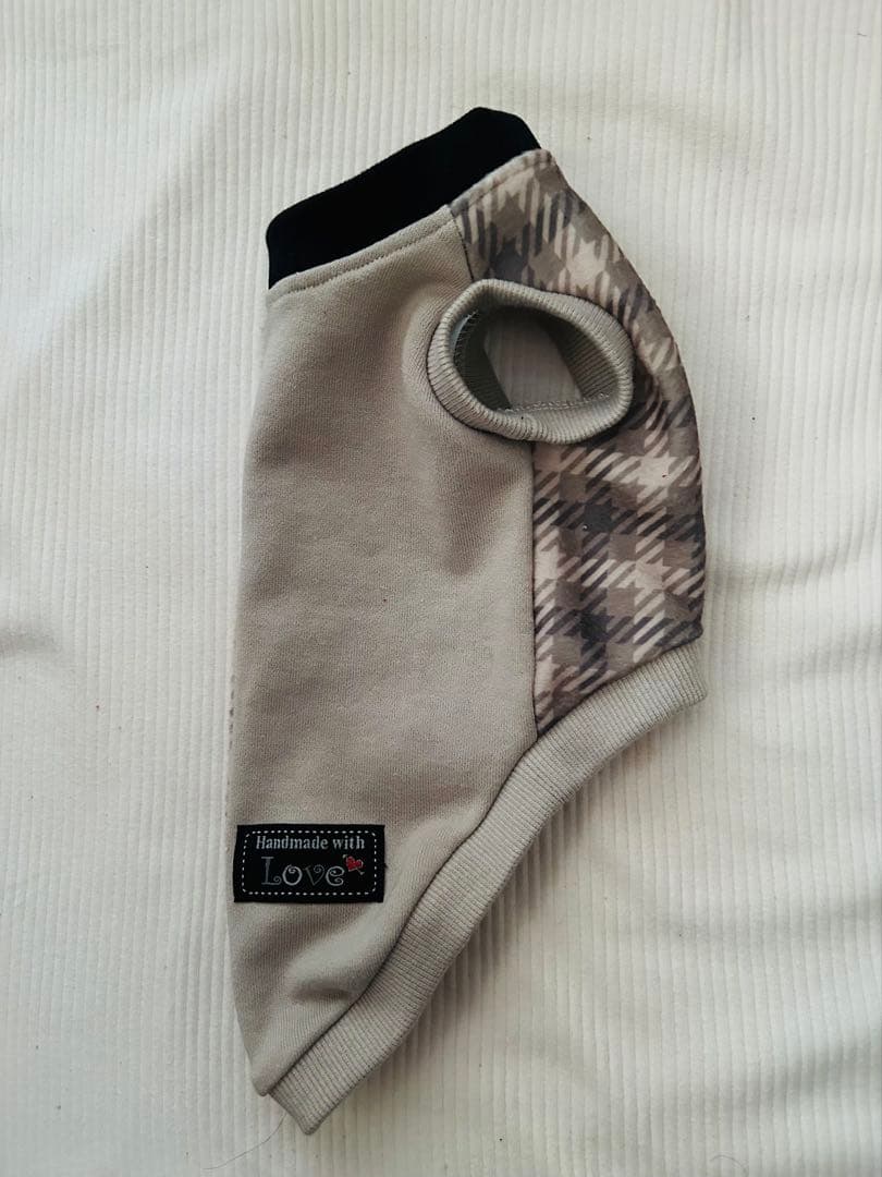 犬服ハンドメイド　タンクトップ(M☆C)