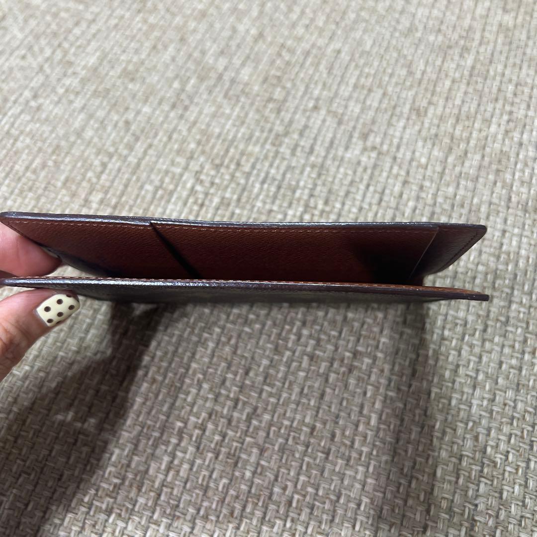ルイヴィトン モノグラム　クーヴェルテュール パスポートカバー 未使用品　お値下