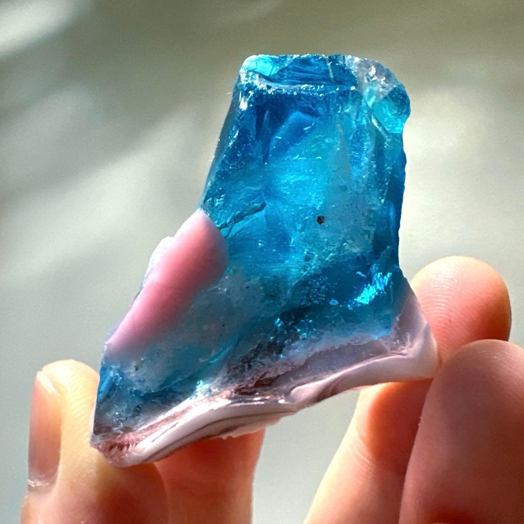 アンダラクリスタル　マルチカラー　レア　28.9g シエラネバダ