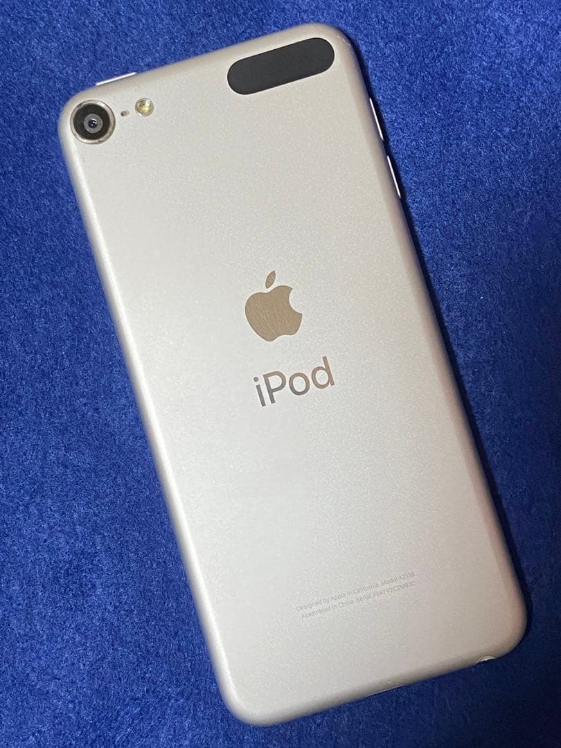 Apple iPod touch 第7世代 シルバー 32GB 新品バッテリー