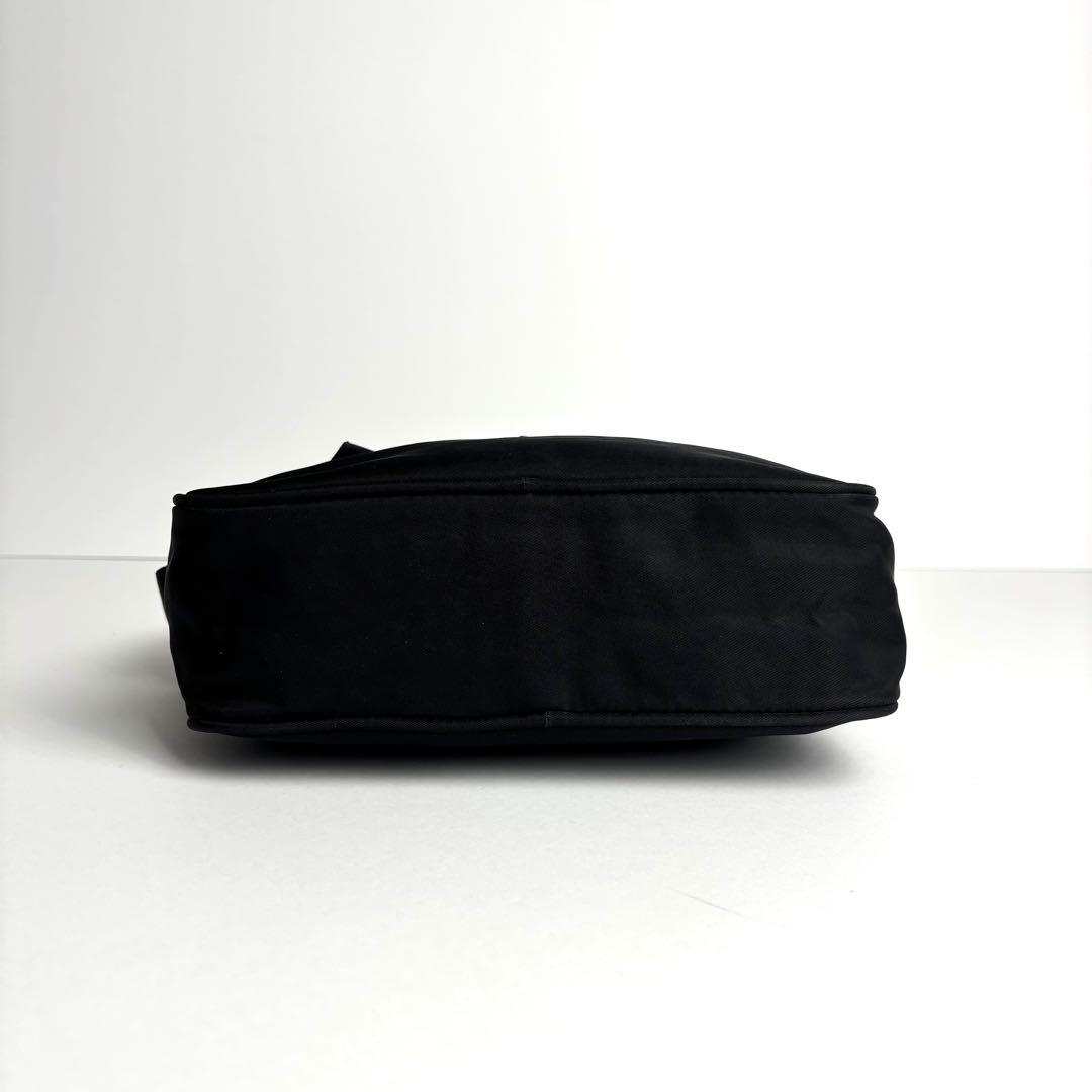 極美品 PRADA プラダ ショルダーバッグ カメラバッグ ナイロン レザー