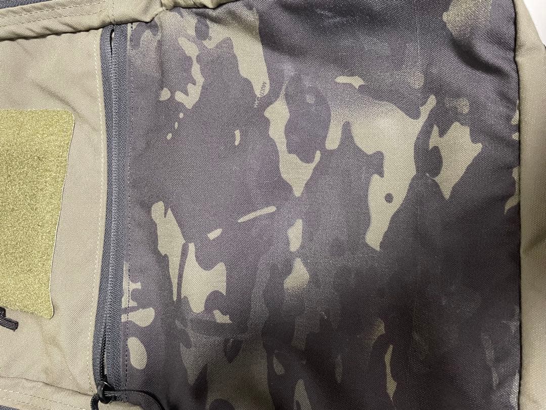 カ*ル様 LBT-8005A マスグレー　ブラックマルチカム