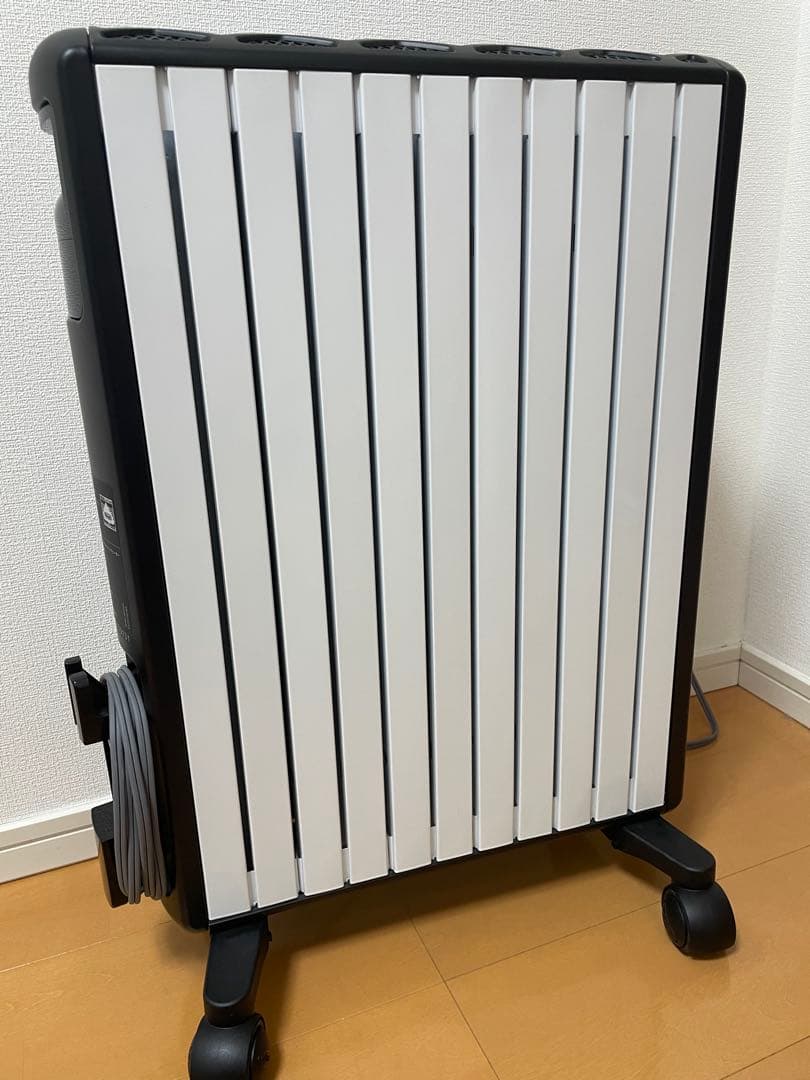 美品　2023年　公式　デロンギ　マルチダイナミックヒーター MDHU15-BK