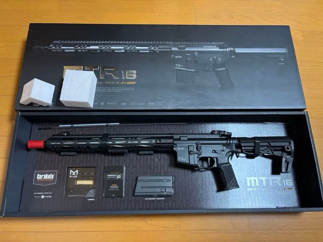 東京マルイ　ガスブローバックライフル　MTR16