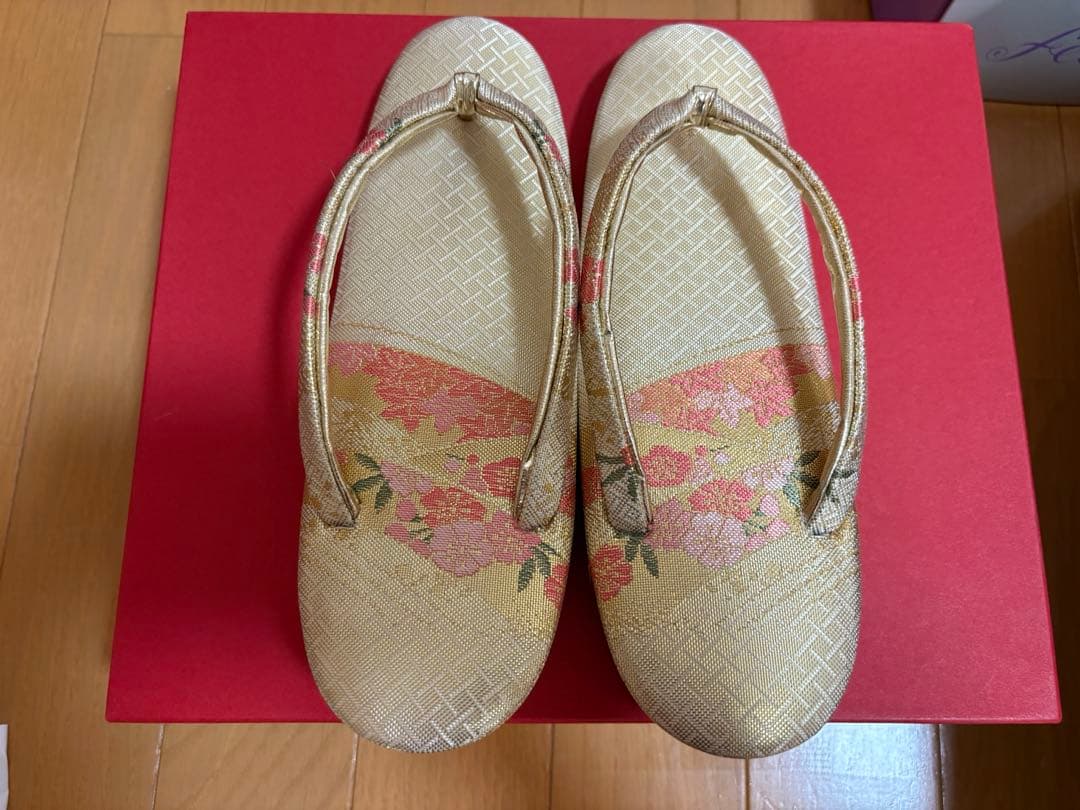 限界価格‼️【限定フルセット】成人式　結婚式　振袖　白　黒　花柄帯