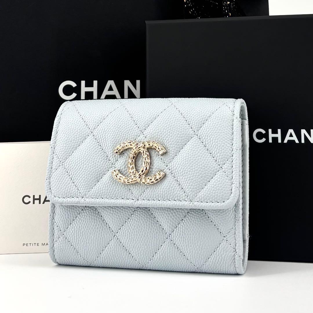 シャネル スモール フラップ ウォレット 三つ折り財布 キャビアスキン
