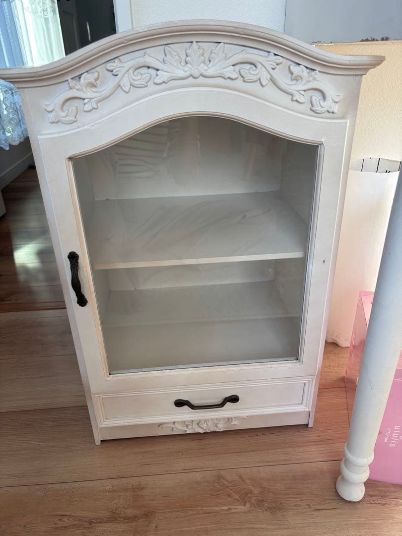 サリュ　ロココ調　キャビネット