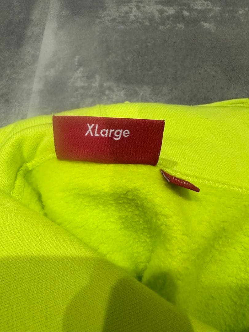 【supreme】シュプリーム パーカー XL