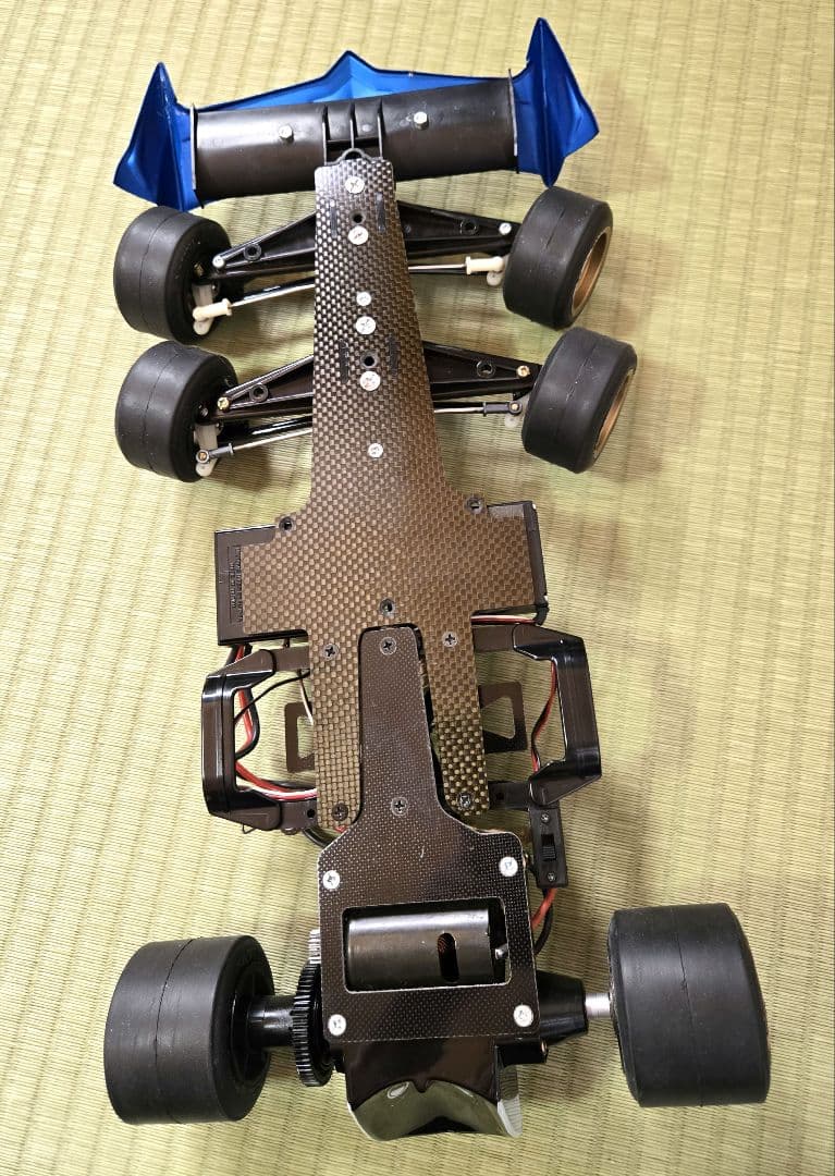 新世紀GPXサイバーフォーミュラ SIN v-アスラーダ AKF-0/Gラジコン