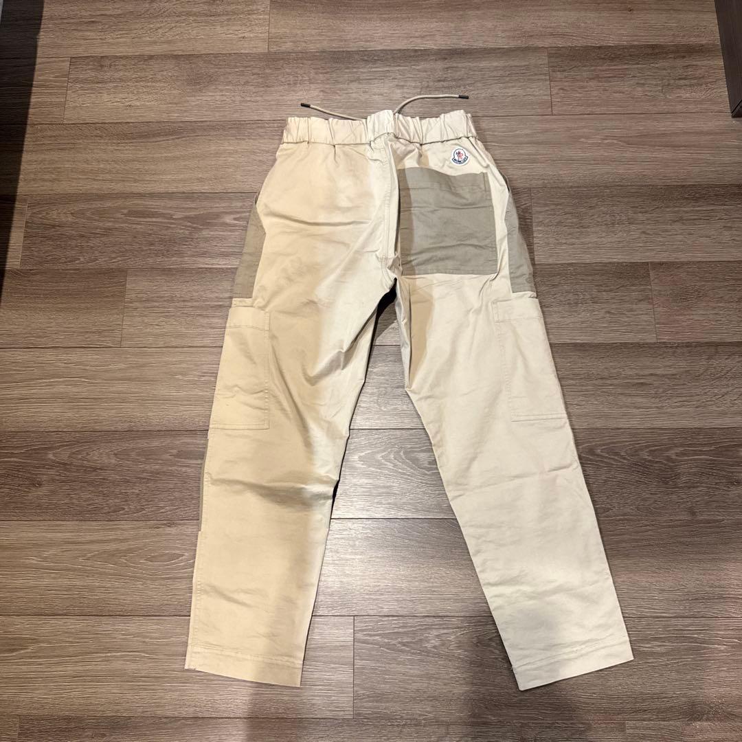 今月末8/31で出品を終了 【正規・美品】モンクレールM メンズ　 ベージュ