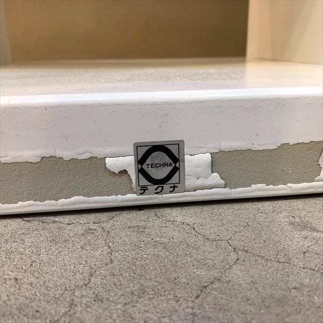 TECHNAのヴィンテージワイドシェルフボード