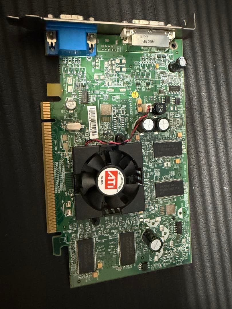 ASUS P5D-E マザーボード + Intel QX6700 CPU＋グラボ