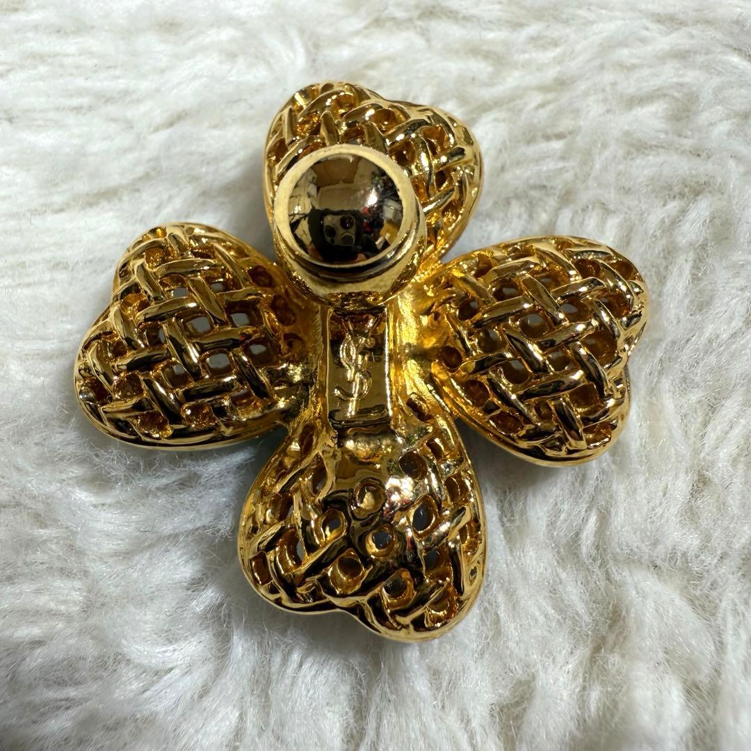 イブサンローラン ブローチ クローバー ハート