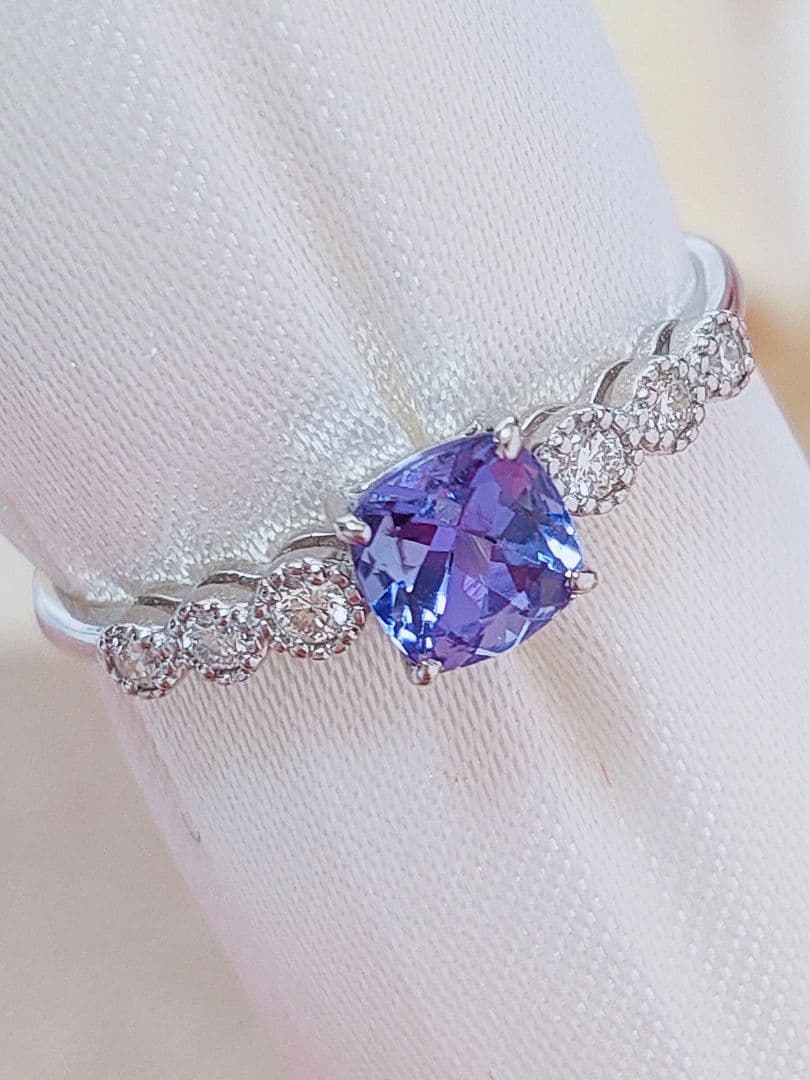 未使用品 pt900 天然タンザナイト ダイヤモンド リング