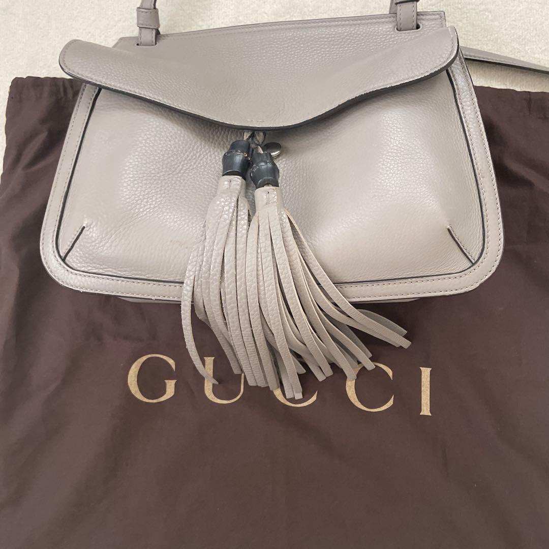 GUCCIの使い勝手の良い肩掛けバック 美品