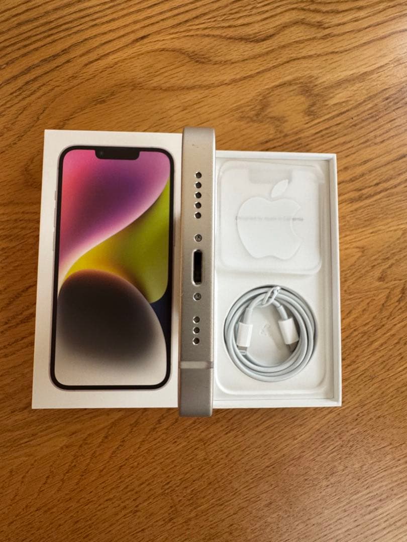 iPhone14 256GB SIM フリー　スターライト