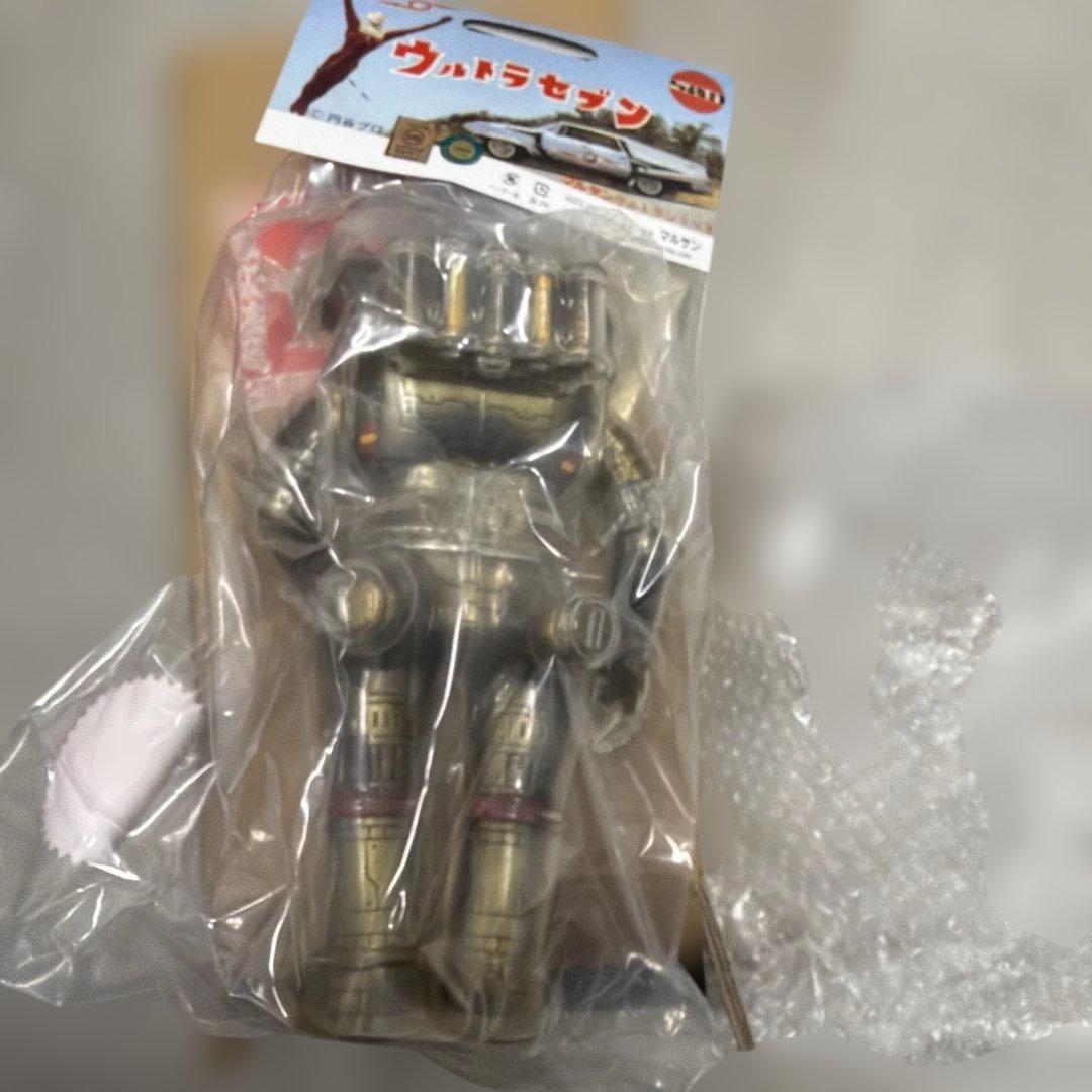 キングジョー　Secret Base 限定カラー フィギュア　マルサン