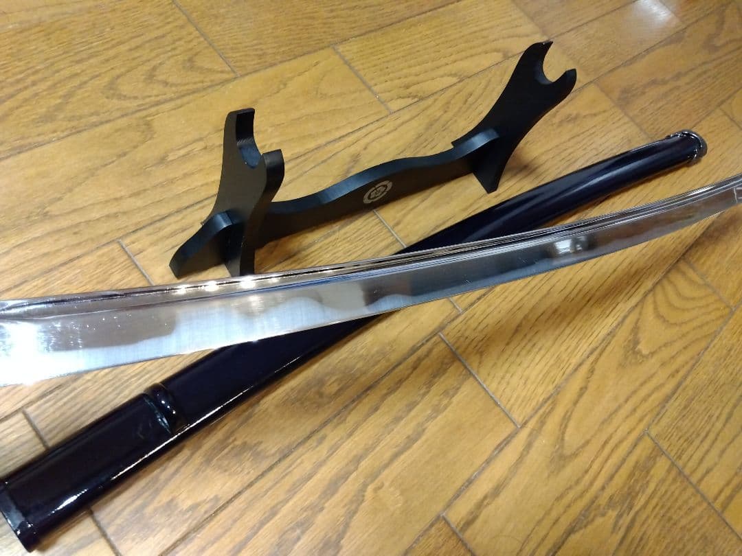 織田信長　レプリカ　模造刀と織田信長　家紋入り刀置き