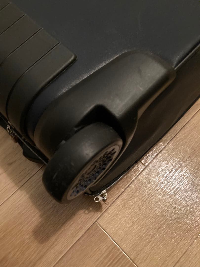 イノベーター　キャリーケース　ソフト　機内持ち込み可　北欧　出張　旅行