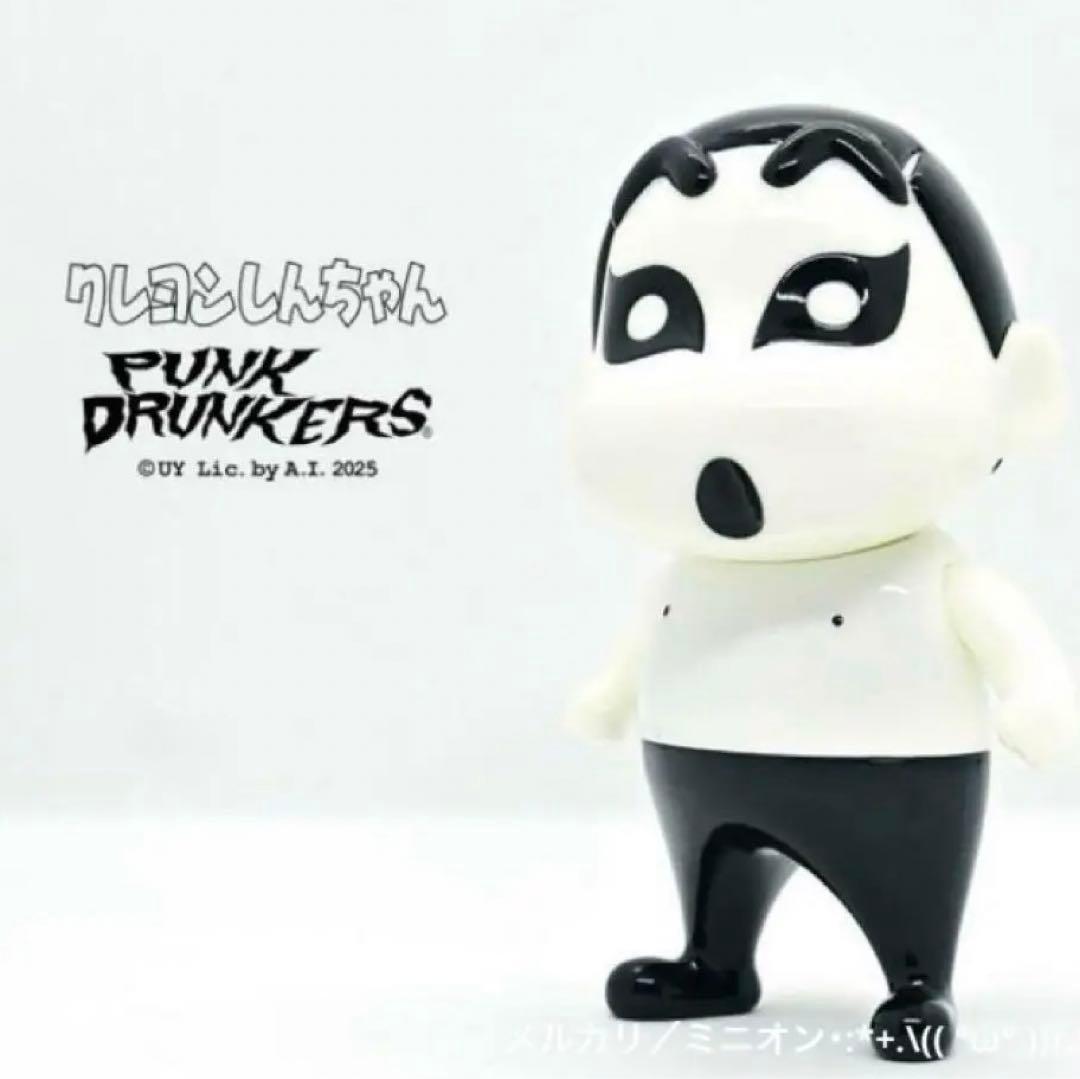 【世界限定30体】クレヨンしんちゃん パンクドランカーズ アイツ 蓄光 ソフビ