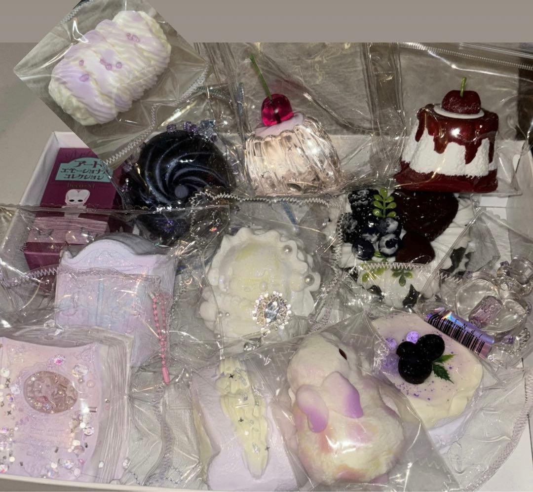 スクイーズ　まとめ売り　ケーキ　うさぎ　香水　チェリー　クリーム　ガチャ　紫