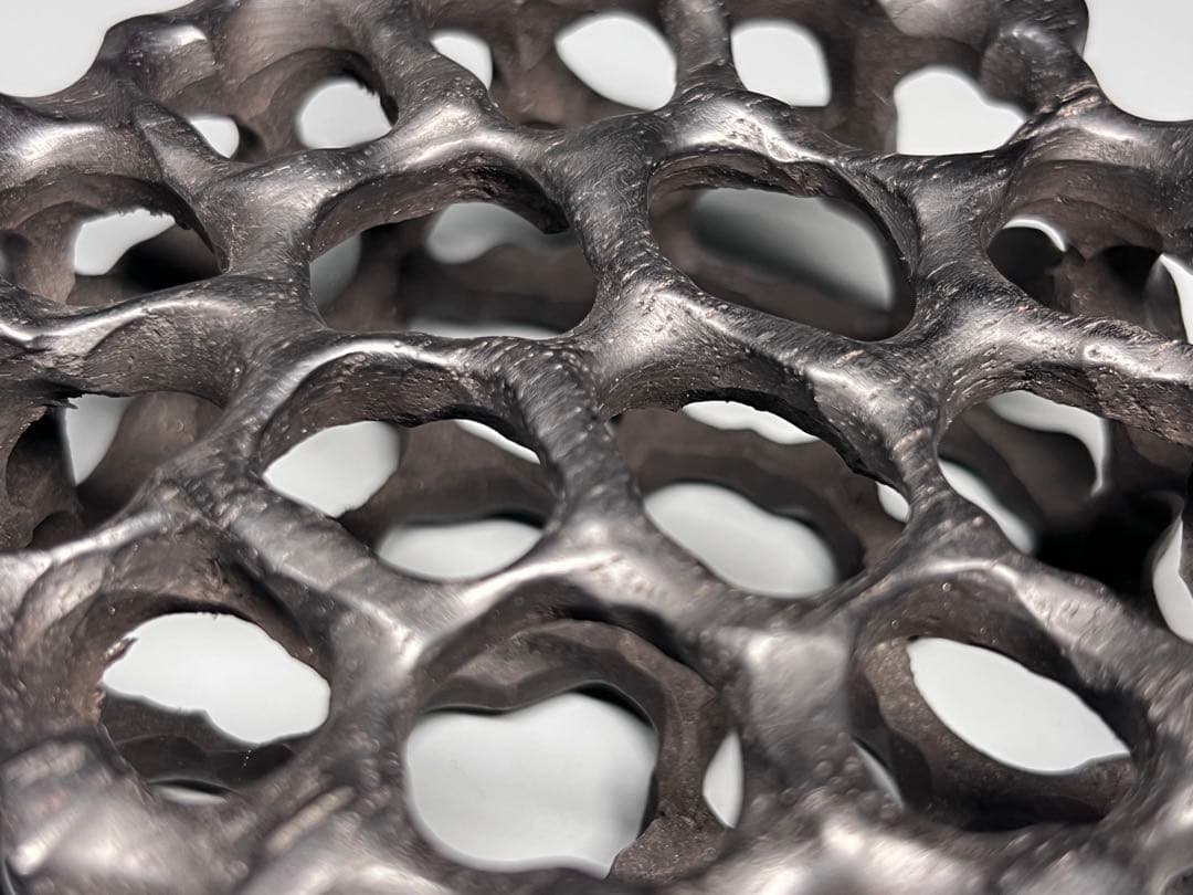 唐木　花台　透かし彫り　花瓶台　細工彫