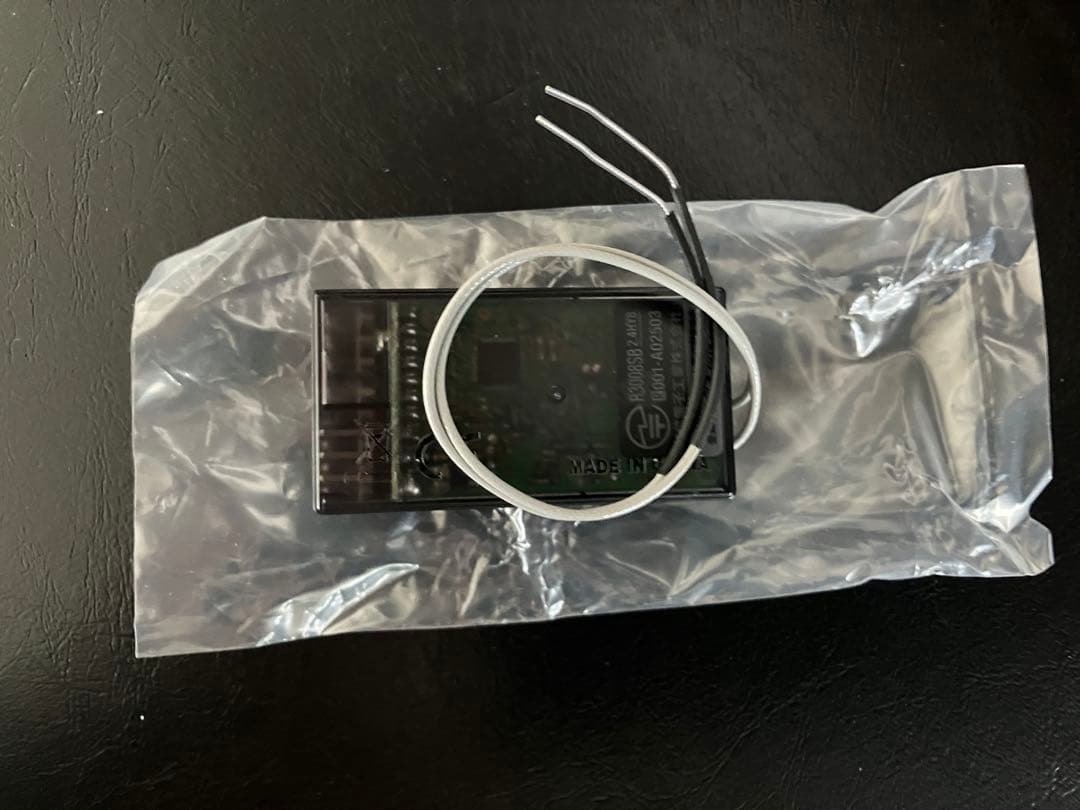 (新品同様)Futaba 10J-2.4GHz R/Cシステム　ダブルスプリング