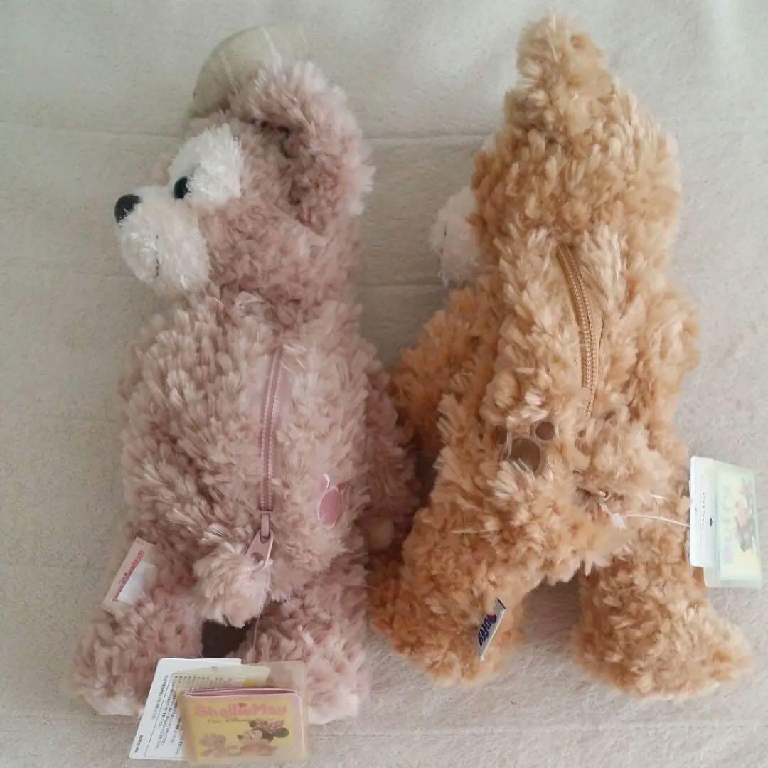 ダッフィー＆シェリーメイ　ぬいぐるみ形ポシェット(ポーチ)