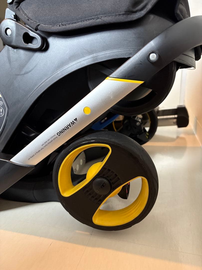 doonaベビーカー　ISOFIXベースセット ブラック