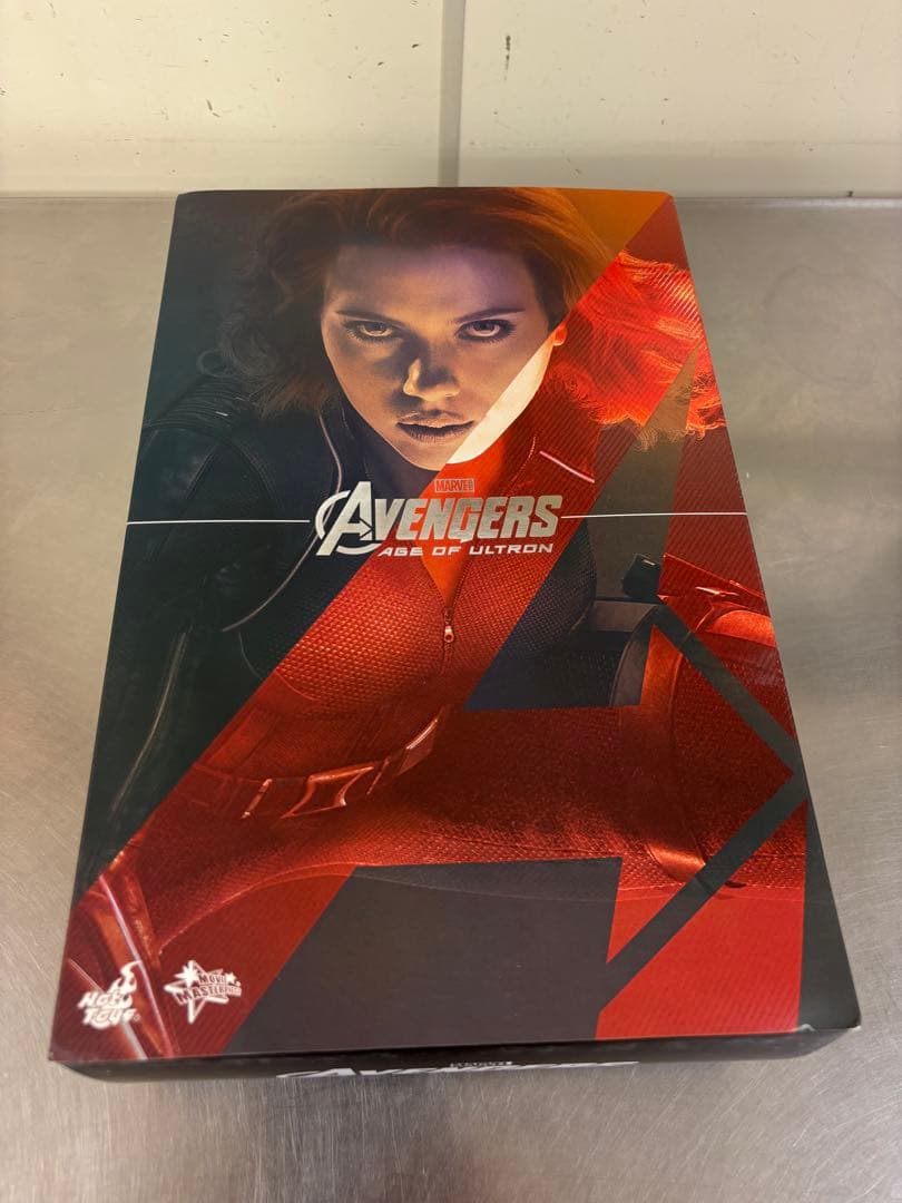 ホットトイズ エイジ・オブ・ウルトロン ブラック・ウィドウ アベンジャーズ 美品