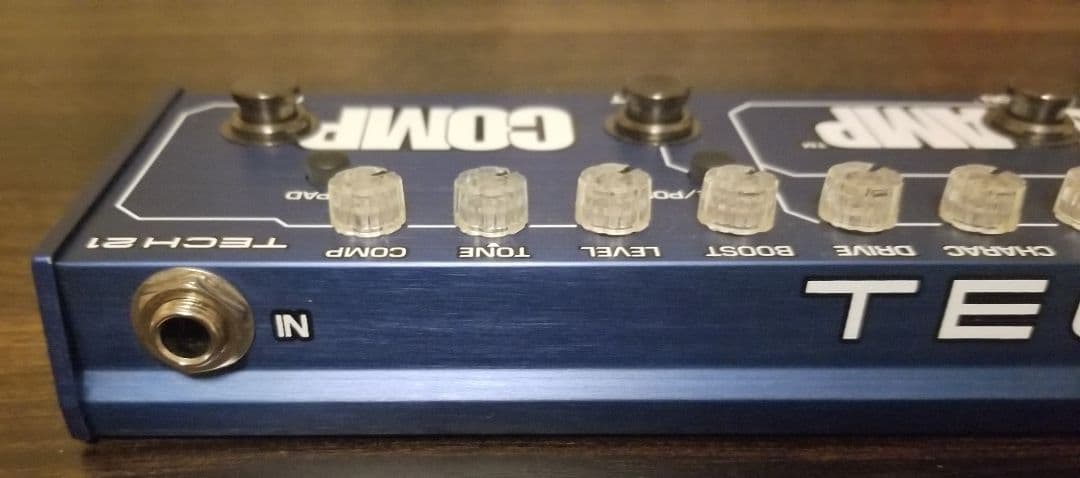 ベース Tech21 BASS FLY RIG V1 Sansamp